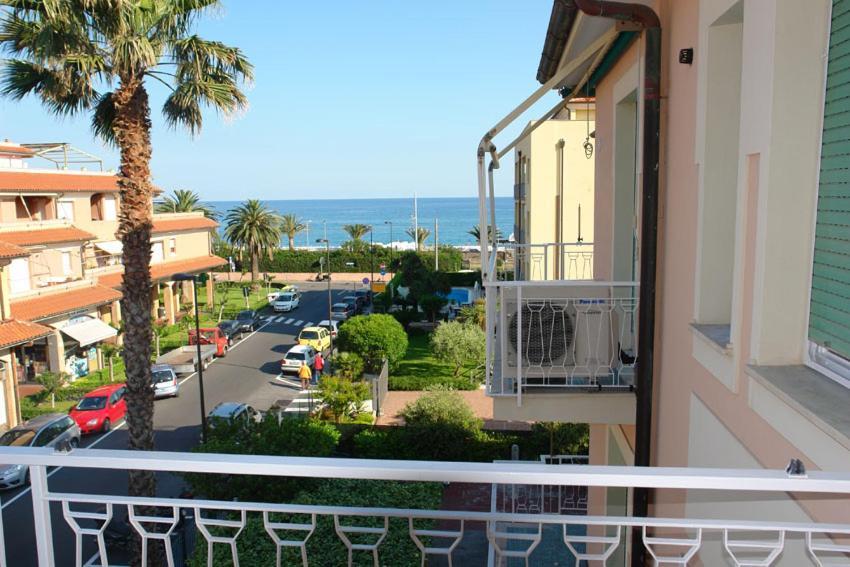Ligure Residence Borgio Verezzi Εξωτερικό φωτογραφία