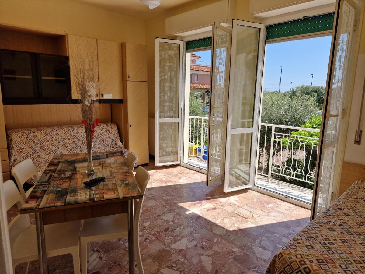 Ligure Residence Borgio Verezzi Εξωτερικό φωτογραφία